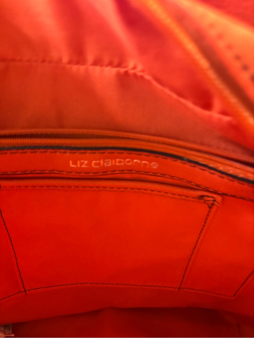 Liz Claiborne Women's Shoulder Bag in Coral Orange Leather-Style - Picture 6 of 16